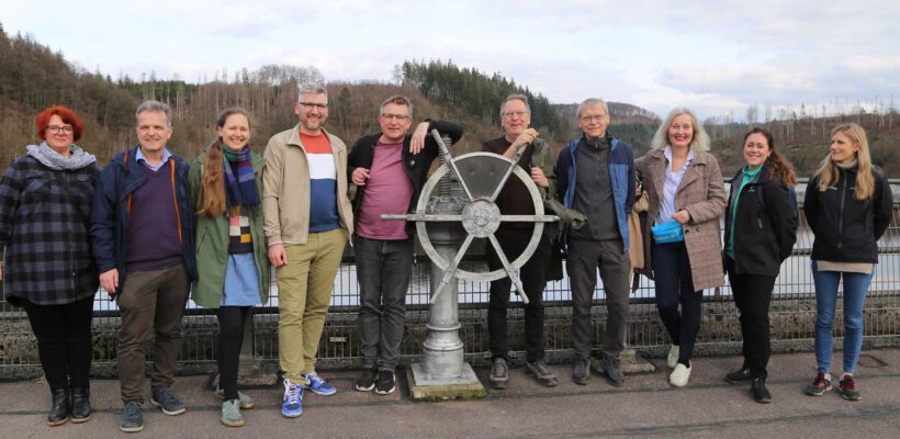 Lachsexpertengruppe aus Norwegen besuchte das Lachszentrum Hasper Talsperre