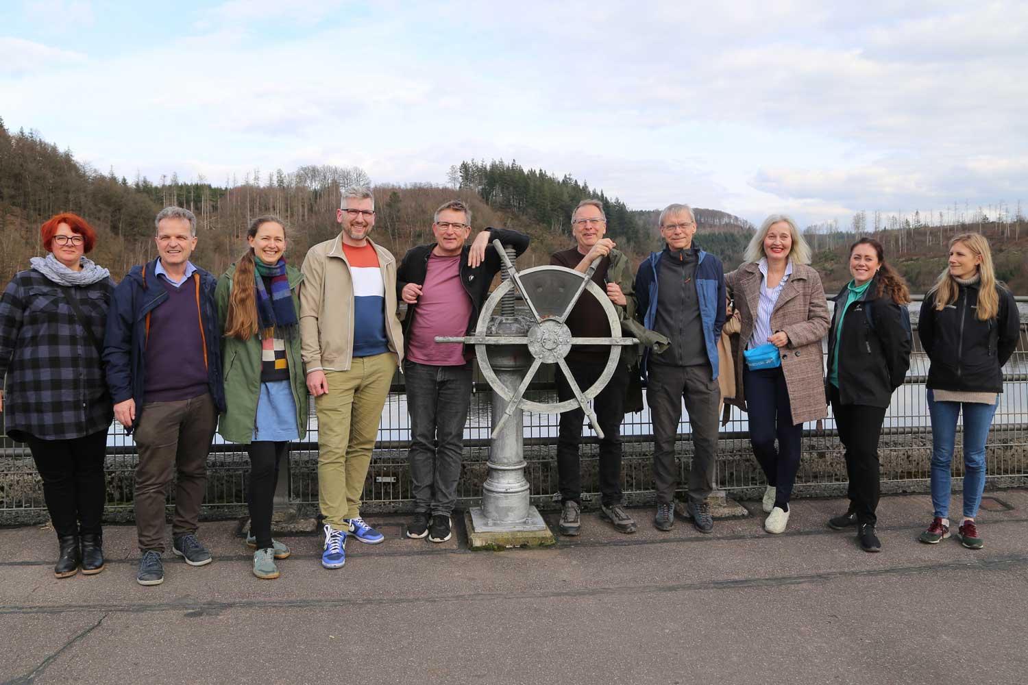 Lachsexperten aus Norwegen am Lachszentrum Hasper Talsperre, März 2024